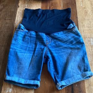 Maternity Bermuda shorts